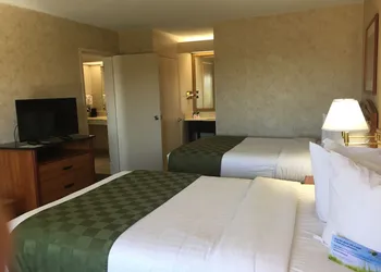 Days Inn & Suites by Wyndham Albuquerque North hotel thumbnail 6