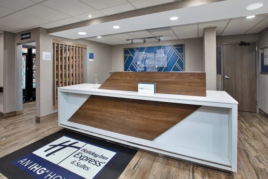 Holiday Inn Express & Suites Eden Prairie – Minneapolis by IHG hotel detail image 2