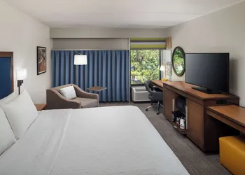 Hampton Inn Atlanta-Northlake hotel thumbnail 7