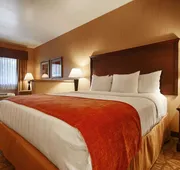 Best Western San Dimas Hotel & Suites hotel detail image 4
