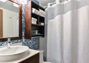 Holiday Inn Express Washington DC N-Silver Spring by IHG hotel thumbnail 6