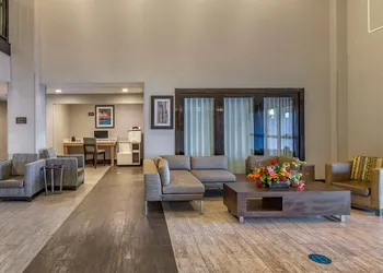 Comfort Suites Alpharetta/Roswell - Atlanta Area hotel thumbnail 4