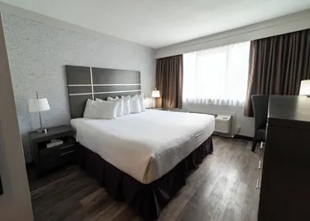 The Thompson Hotel hotel thumbnail 6