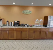 Econo Lodge at Military Circle hotel detail image 3