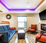 Comfort Inn Wings Stadium hotel detail image 5