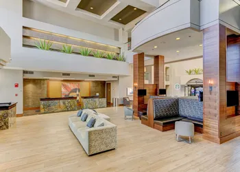 Hilton Phoenix Airport hotel thumbnail 6