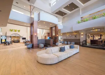 Hilton Phoenix Airport hotel thumbnail 7