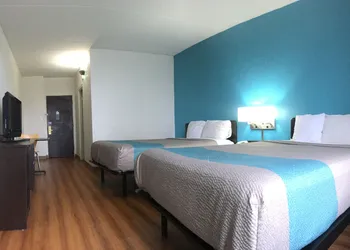 FairBridge Inn Express Melrose Park hotel thumbnail 8