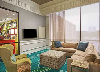 Wyndham Garden Lake Buena Vista – Disney Springs® Area hotel thumbnail 2