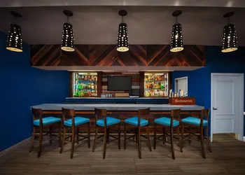 Wyndham Garden Lake Buena Vista – Disney Springs® Area hotel thumbnail 6
