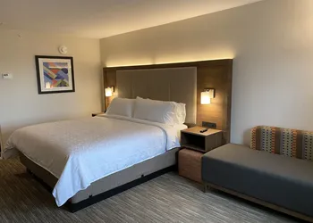 Holiday Inn Express & Suites Chatsworth by IHG hotel thumbnail 2
