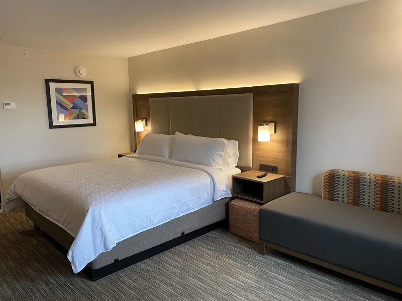 Holiday Inn Express & Suites Chatsworth by IHG hotel detail image 2