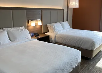 Holiday Inn Express & Suites Chatsworth by IHG hotel thumbnail 6