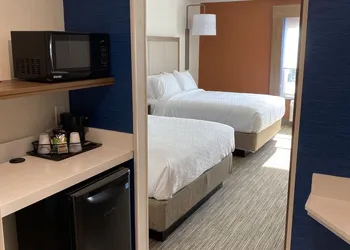 Holiday Inn Express & Suites Chatsworth by IHG hotel thumbnail 7