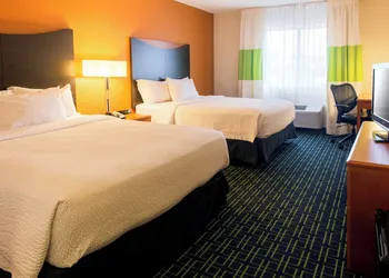 Fairfield Inn & Suites by Marriott Canton hotel thumbnail 7