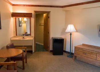 Wild Bear Inn hotel thumbnail 6