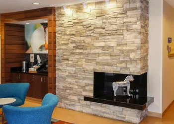Fairfield Inn & Suites by Marriott Tyler hotel thumbnail 4