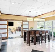 Best Western Gwinnett Center Hotel hotel detail image 4