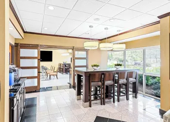 Best Western Gwinnett Center Hotel hotel thumbnail 4