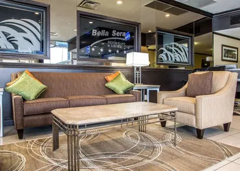 Quality Inn O'Hare Airport hotel thumbnail 5