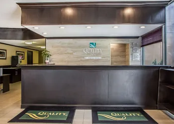 Quality Inn O'Hare Airport hotel thumbnail 6