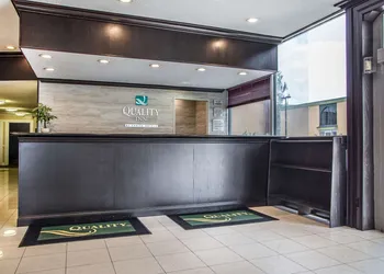 Quality Inn O'Hare Airport hotel thumbnail 7