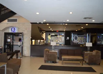 Quality Inn O'Hare Airport hotel thumbnail 8