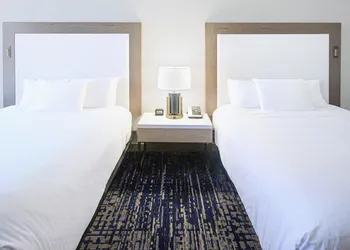 Sheraton Richmond Airport Hotel hotel thumbnail 7