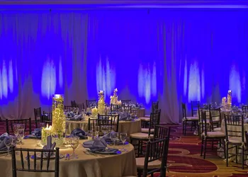 Falls Church Marriott Fairview Park hotel thumbnail 5