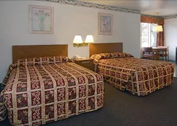 Monterey Fairgrounds Inn hotel thumbnail 3