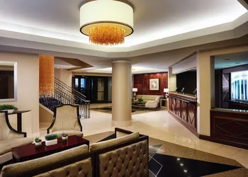 Hilton Arlington hotel thumbnail 4