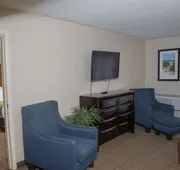 Comfort Inn & Suites Erie - Splash Lagoon Indoor Waterpark hotel detail image 4