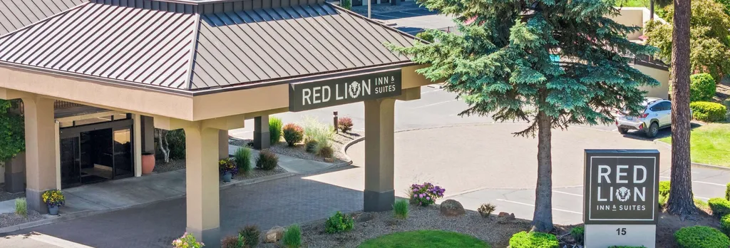 Hotel photo 1 of 43