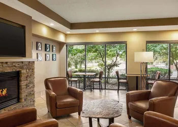 AmericInn by Wyndham Madison West hotel thumbnail 5