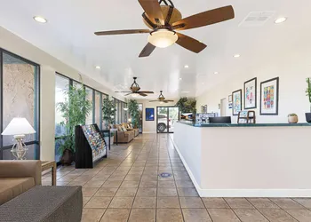 Travelodge by Wyndham Palm Springs hotel thumbnail 2