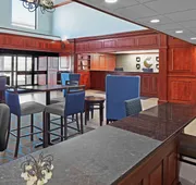 Comfort Suites Outlet Center hotel detail image 3