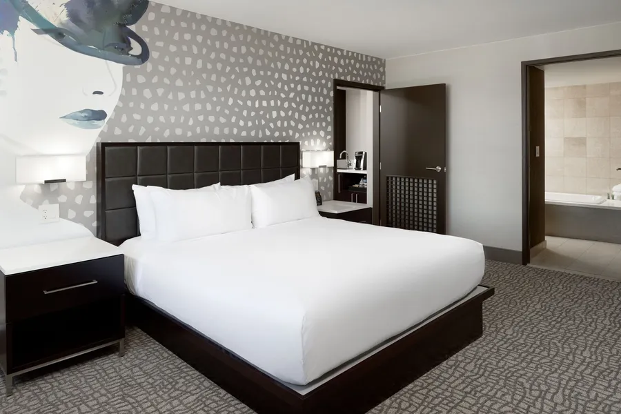 Hilton Woodland Hills / Los Angeles hotel detail image 6