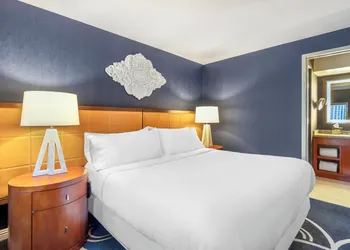 Omni Chicago Hotel hotel thumbnail 6