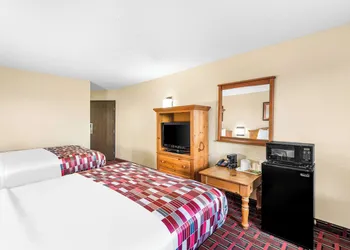 Americas Best Value Inn Decatur, IL hotel thumbnail 8