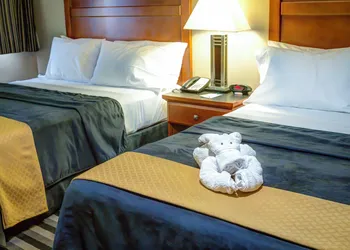 Quality Inn West Edmonton hotel thumbnail 8