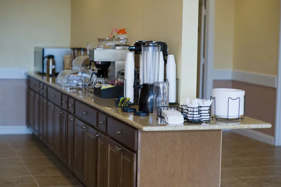 Express Inn & Suites hotel detail image 2