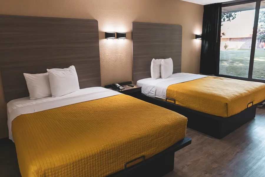 Express Inn & Suites hotel detail image 6