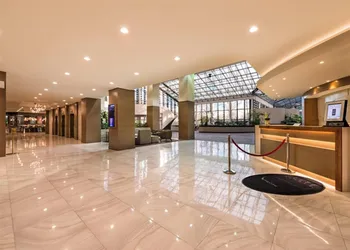 Marriott Melville Long Island hotel thumbnail 2