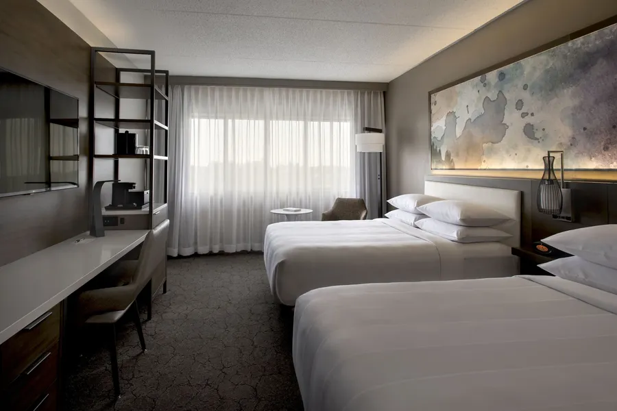 Marriott Melville Long Island hotel detail image 6