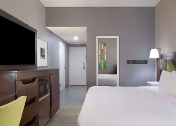 Hampton Inn Southlake hotel thumbnail 5