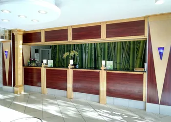 Tiki Resort hotel thumbnail 2