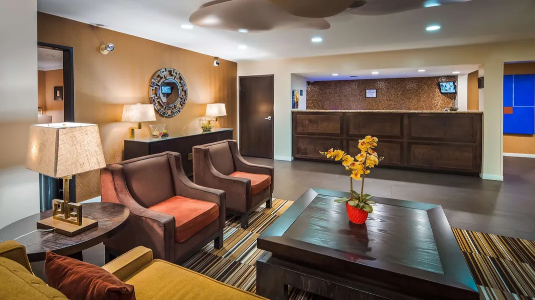 Best Western Plus Rancho Cordova Inn hotel detail image 2
