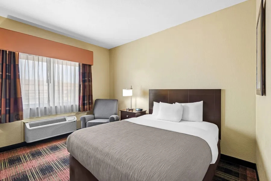Quality Inn & Suites Des Moines Airport hotel detail image 6