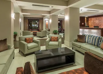 Embassy Suites by Hilton Alexandria Old Town hotel thumbnail 4