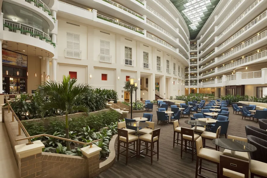 Embassy Suites by Hilton Alexandria Old Town hotel detail image 2